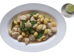 Còi chôm chôm xào thập cẩm