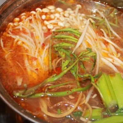 Lẩu chua cay